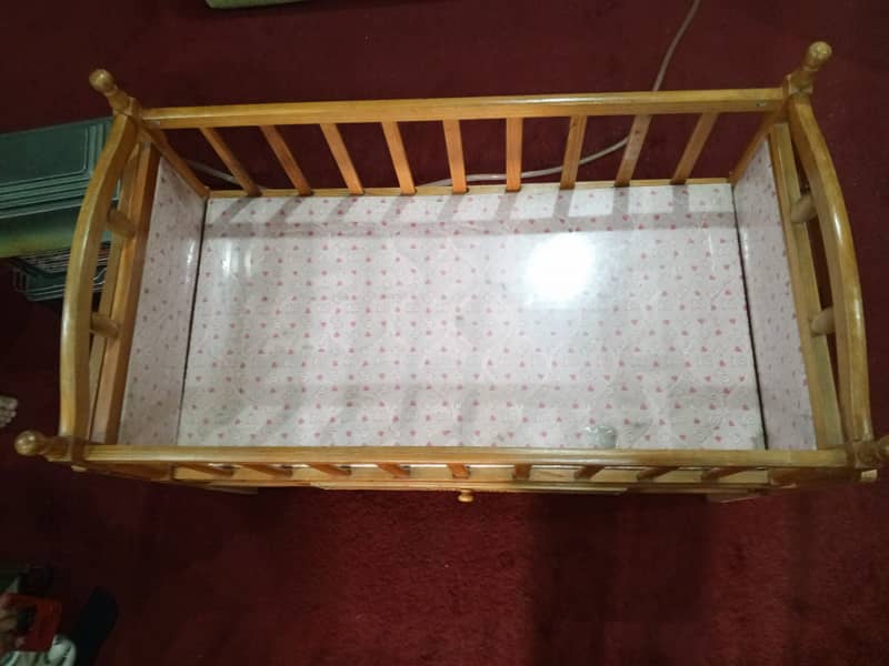 Wooden baby Cot 7