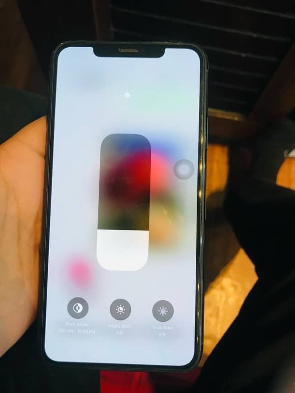 iphone 11 pro max 256 factory un lock 2