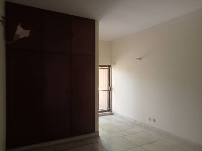 CANTT,14 MARLA HOUSE FOR RENT GULBERG GARDEN TOWN ZAMAN PARK SHADMAN GOR UPPER MALL LAHORE 10