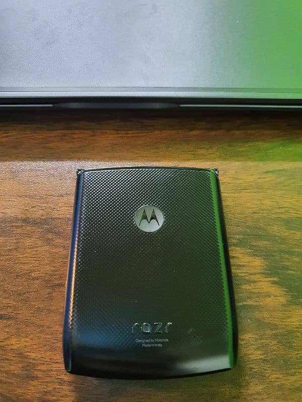 Motorola Razr Flip 1