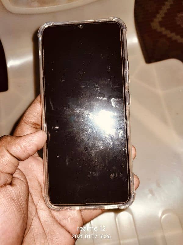 real me c25s 4/64 for sale gud condition only serious buyer contact. . 0