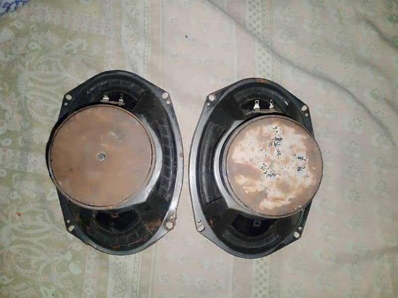 car speakers urgent sale 1