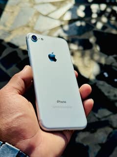 iphone 7 Pta Approved 128 GB. . !