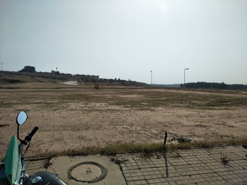 5 Marla Possessionable Plot In M Block, Phase 8 Bahria Town Rawalpindi Ready For Construction 8