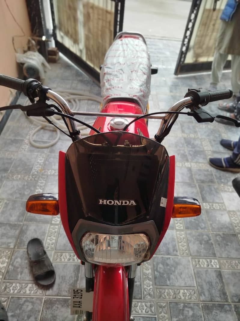 Honda CD 70 Dream 2024 1