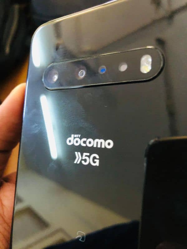 LG V60 THINQ 5G FOR SELL 1