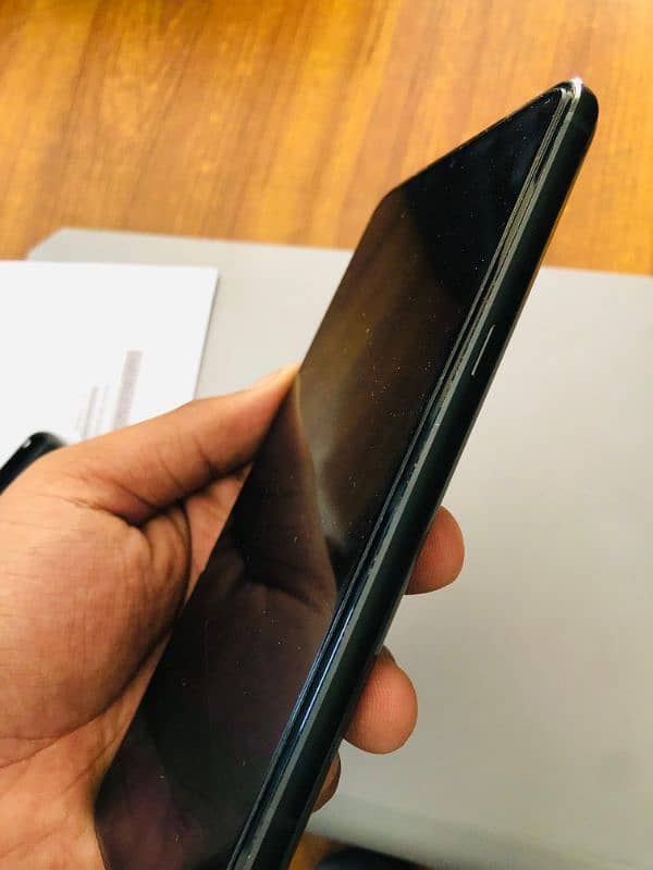 LG V60 THINQ 5G FOR SELL 3