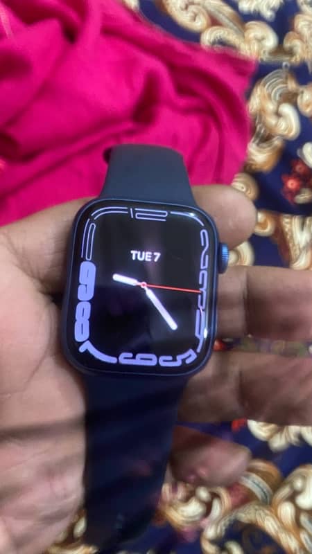 Apple Watch Series 7 - 41mm - 32GB - GPS 0