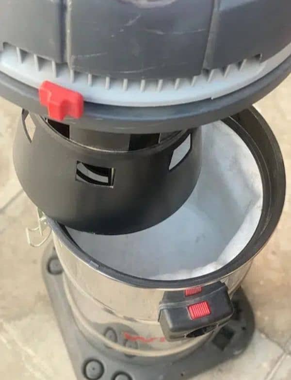 WINDY 365 IR vacuum cleaner For  urgent for sale 2