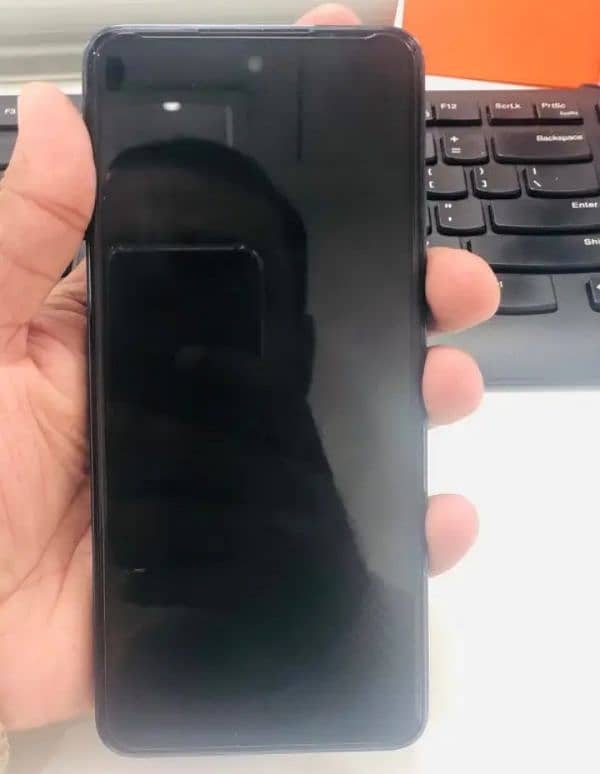 infinix hot 40i 8+8/128 3