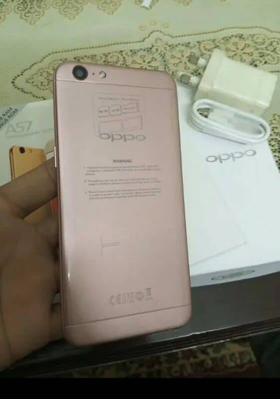 Oppo a57 4/64gb whith all accessories 2