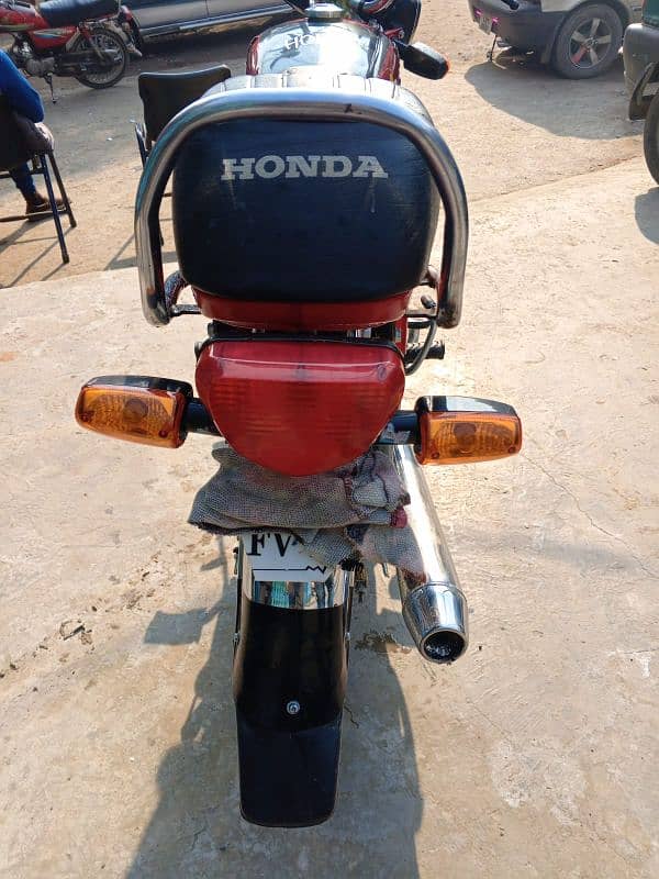 Honda CD70 2021 model 4