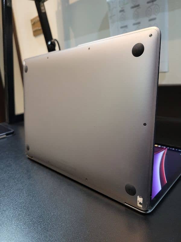 MAC BOOK AIR 2019 512/16 10