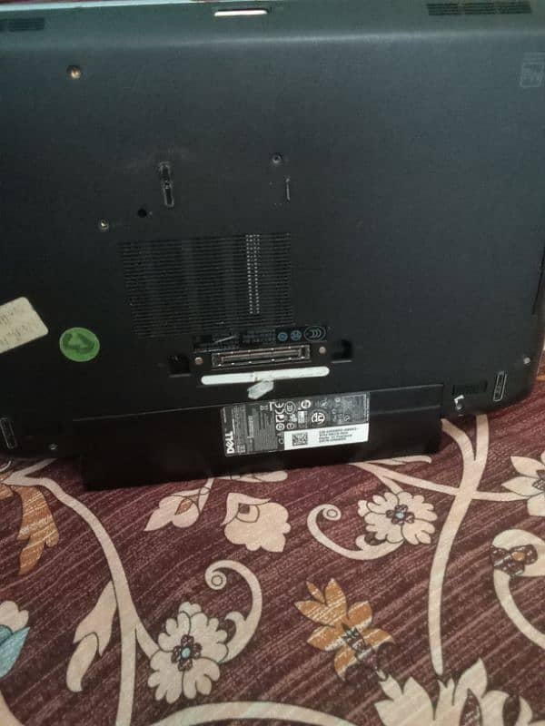 Laptop Achi Condition mein 3