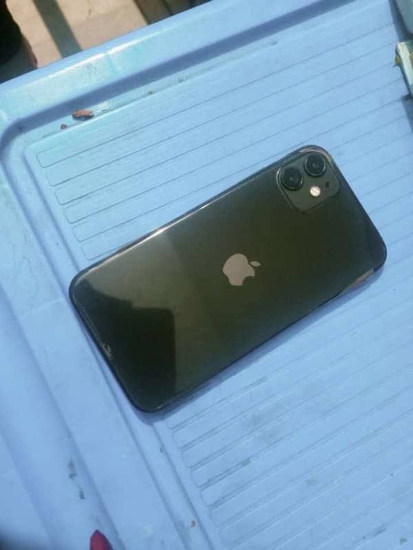 iphone 11 jv 64gb 10by 10 condition  waterpack 4