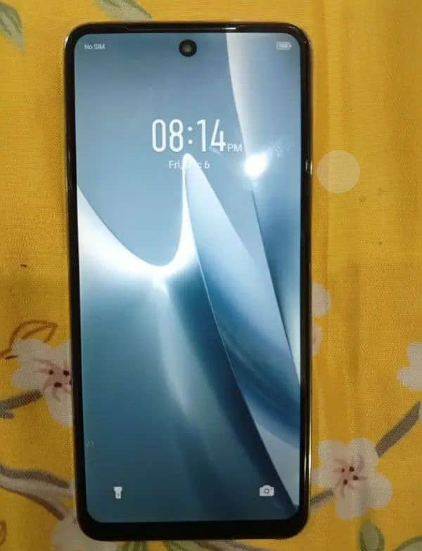 Infinix Smart 8 pro 8+128 GB 4