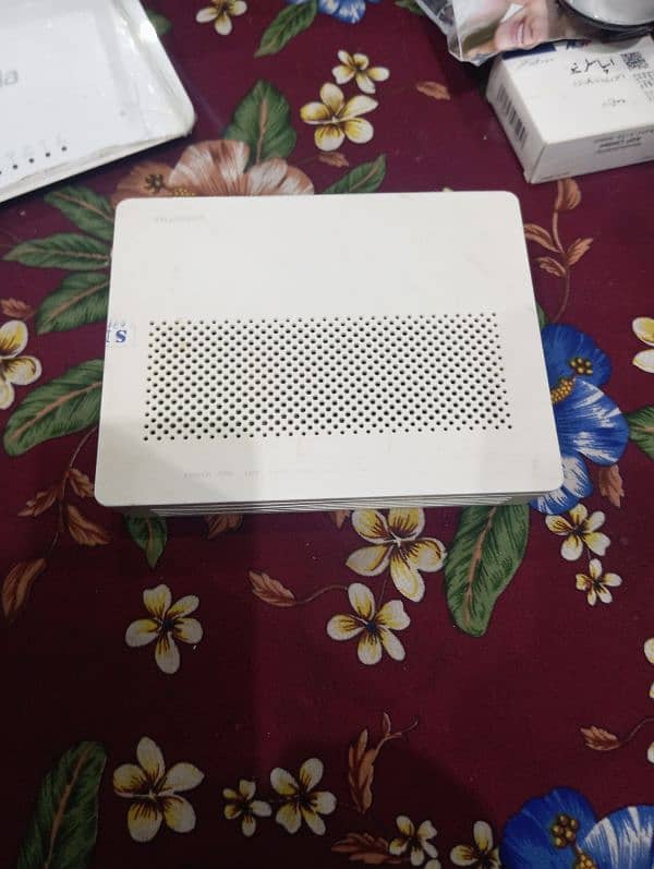 Tenda router with fiber converter 5000 1