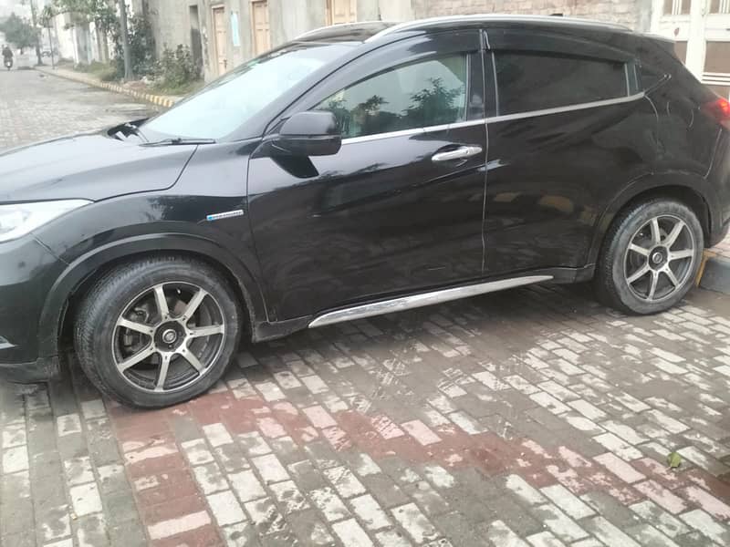 Honda Vezel 2015 2