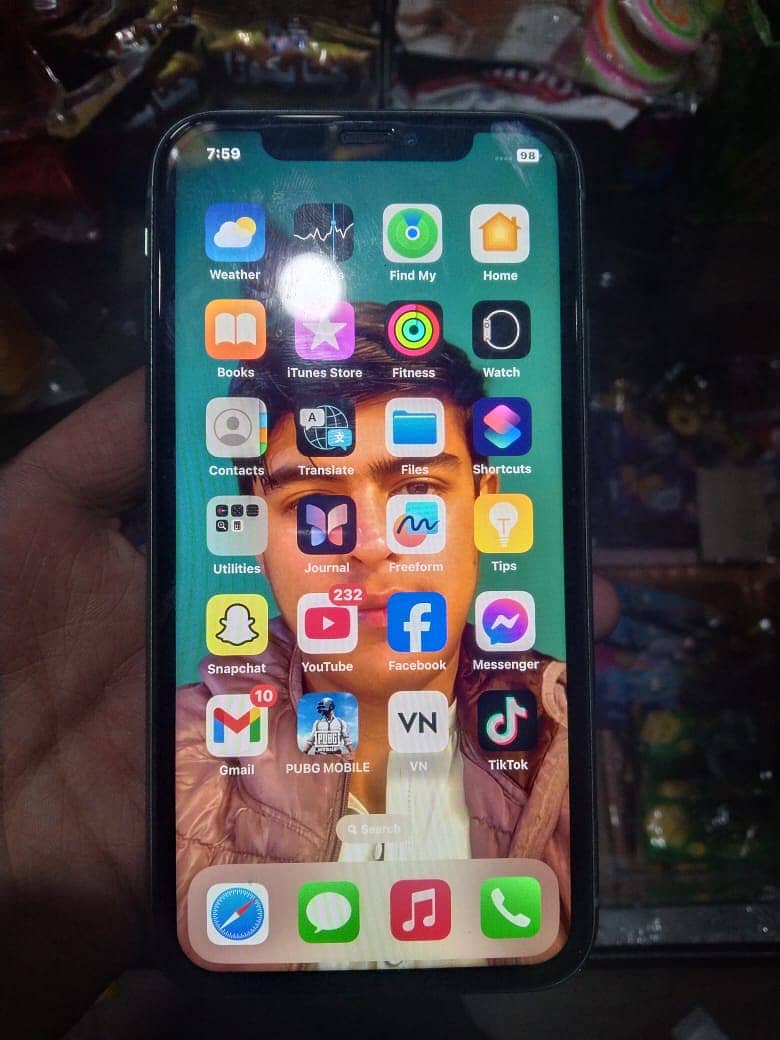 Apple iPhone 11 0