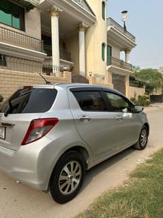 Toyota Vitz 2012