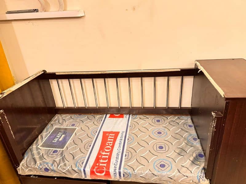 Baby Cot/crib (newborn to 4T) 6