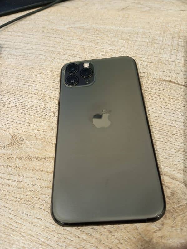 iPhone 11 pro 256 gb PTA approved 3