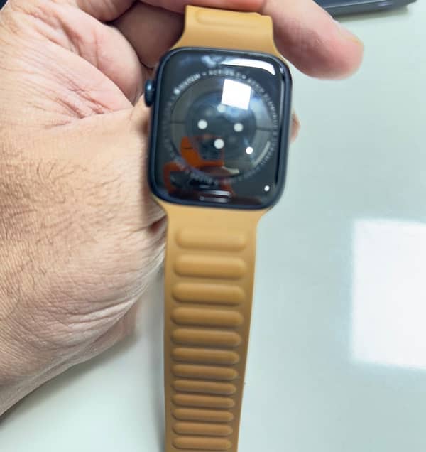 Apple watch series 7 cellular 45 MM 5