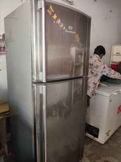 Dawlance fridge good condition all ok contact 03236403832