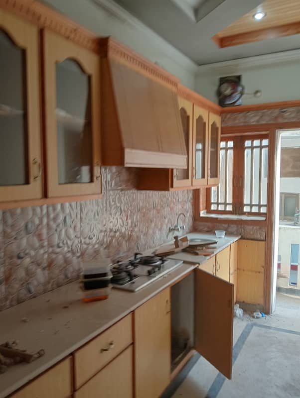 20marla 3beds DD TV lounge kitchen attached baths neat clean upper portion for rent in G 13 3 islamabad 0