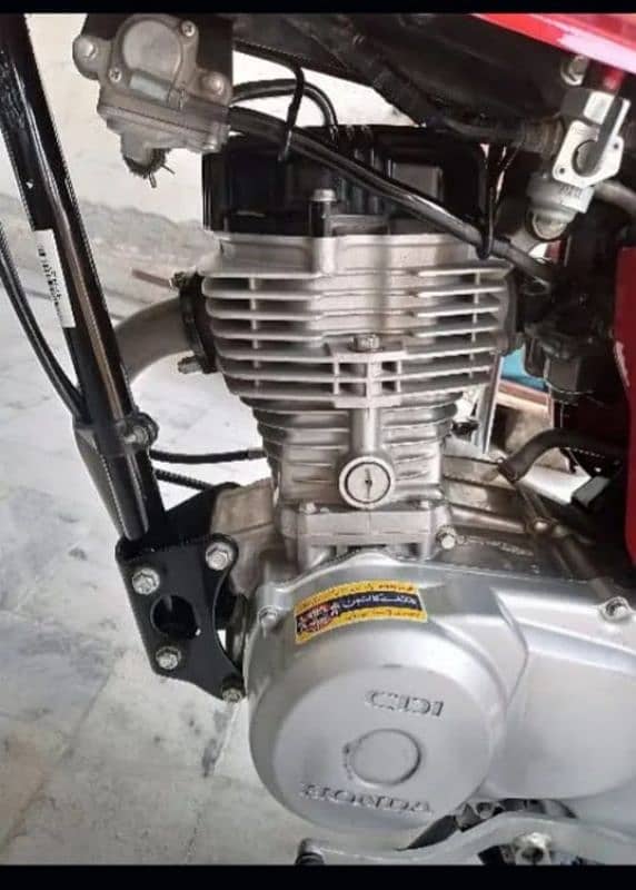 Honda 125  2019 Model  showroom condition 4