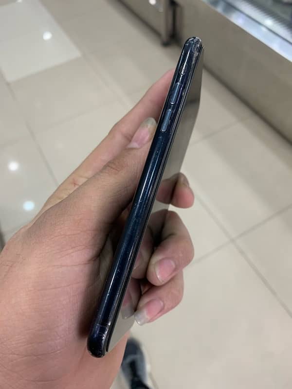 i phone xr for sale and exchang possible 5