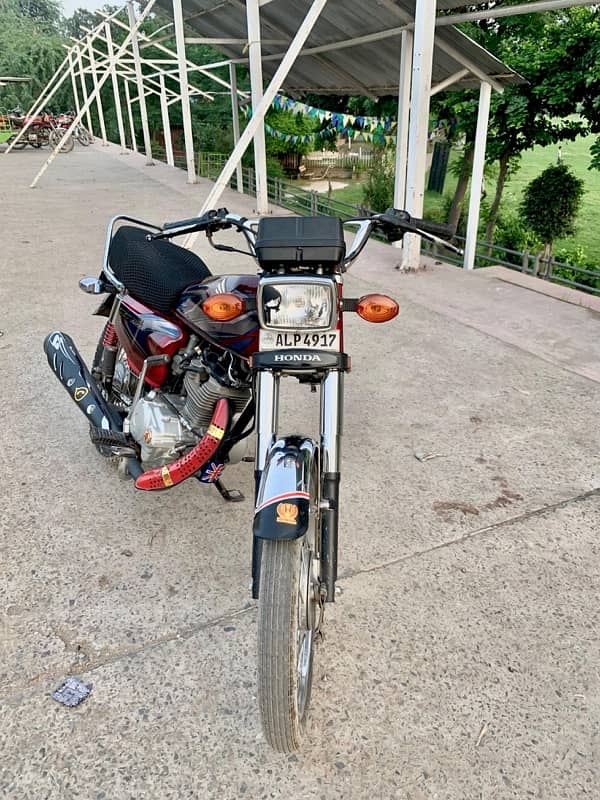 Koi masla nhi hai bike Mai full gentleman condition Mai 2