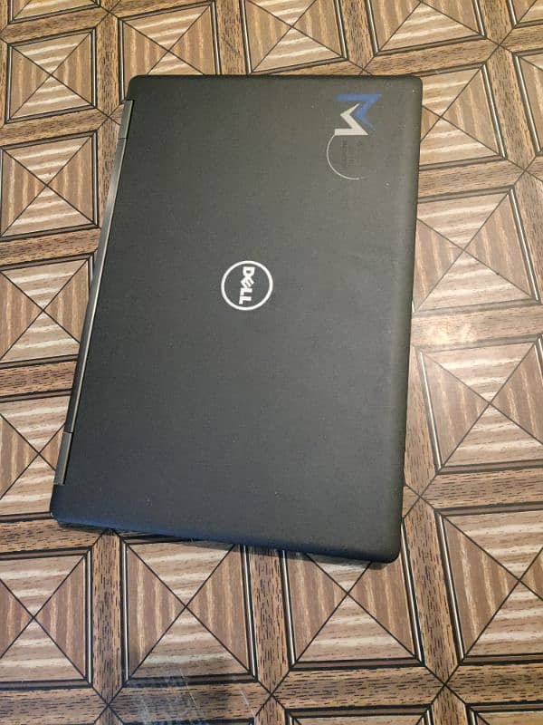 Dell Latitude 5580 Core i 7 Gen 7, hq processor,32 G. B ddr4 ram,256GB 3