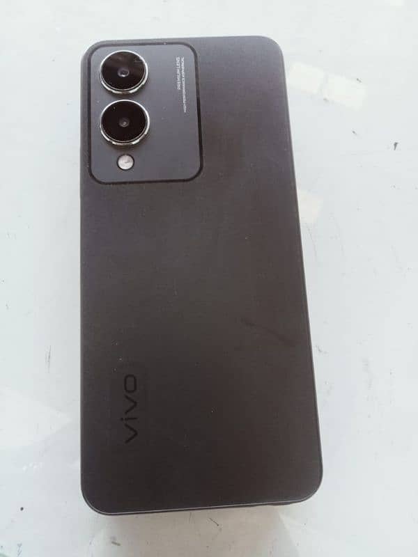 Vivo Y17 s 1