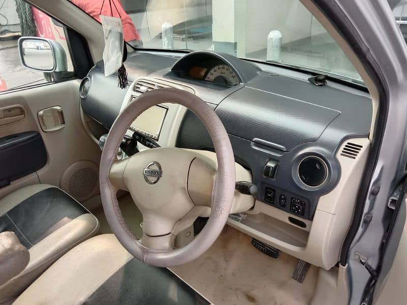 Nissan Otti 2010 2