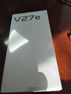 VIVO V27e 8gb 256gb BOX PACKED