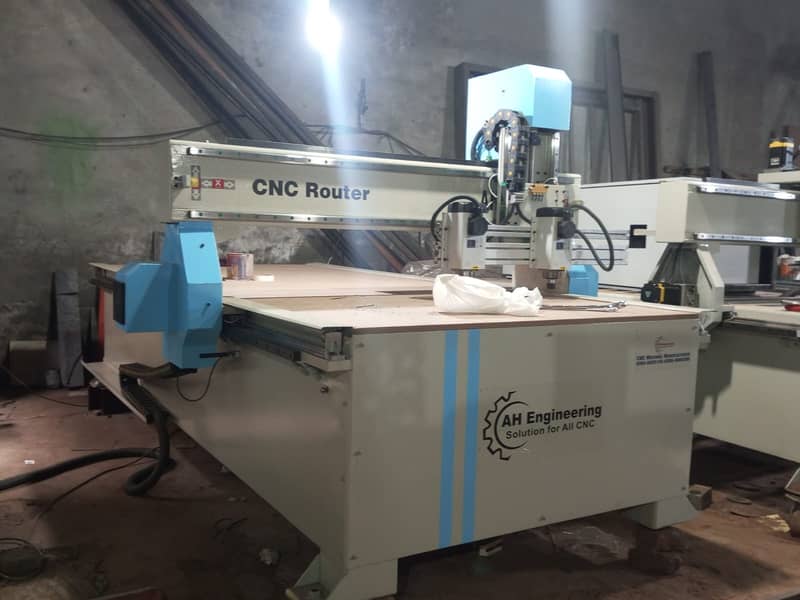 CNC Wood Machine/Laser Cutting Machine/CNC Machine 0