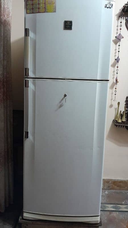 Dawlance refrigerator 0