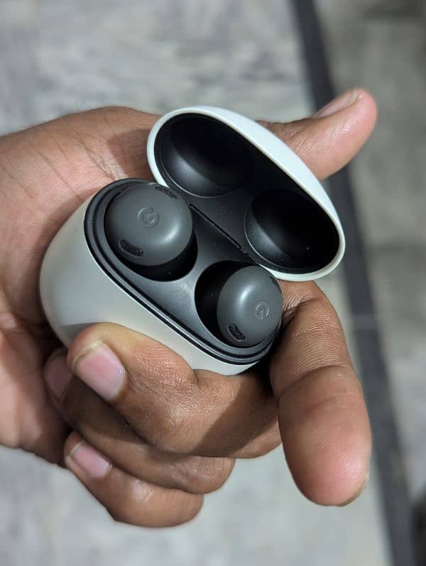 Google pixel buds pro 12