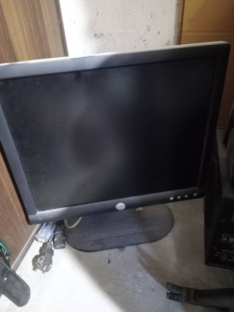 17 inches dell lcd 0