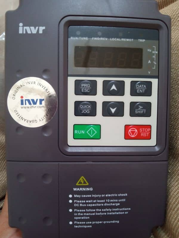 vfd inver . 2.2 kW new box pack 0