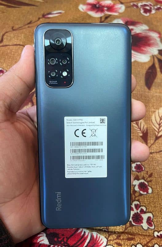 Redmi Note 11 with charger /box. 10/10 condition 4