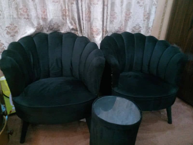 Room sofa chair tabel 2