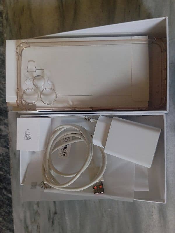 Xiaomi Redmi 12 1