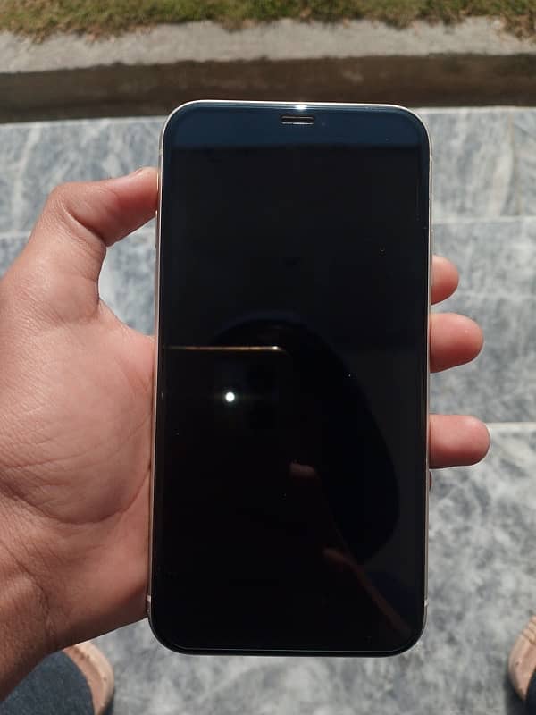 Iphone 11 fresh Condition, 92BH, 64GB, FaceID working, Waterproof. 1