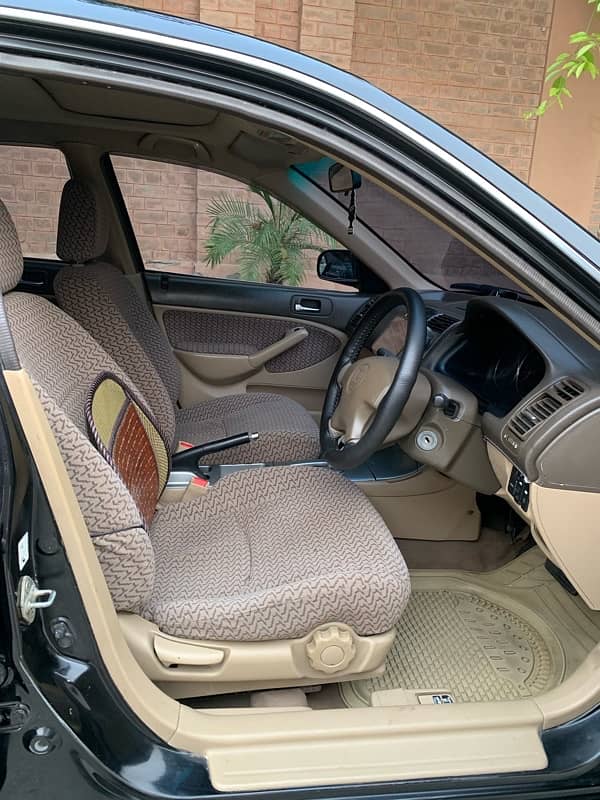 Honda Civic Oriel 2004 8