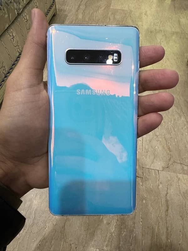 Samsung S10+ 5