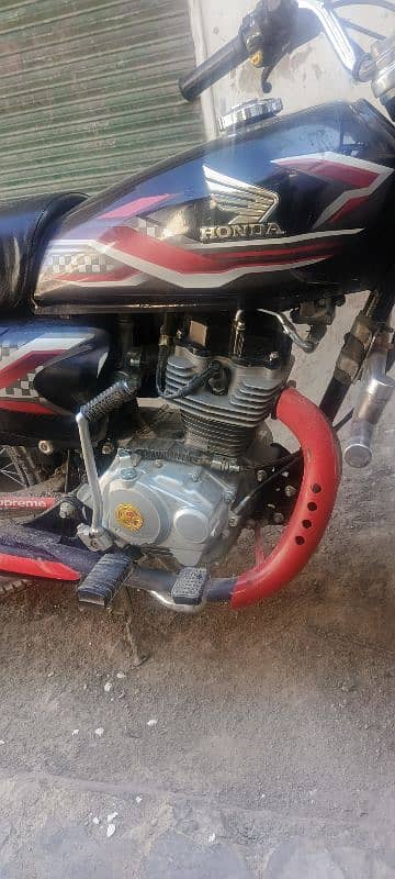 Honda 125 2024 model good condition 10 by 10 4