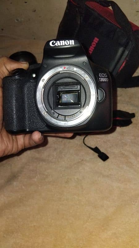 CANON EOS 1300D 2