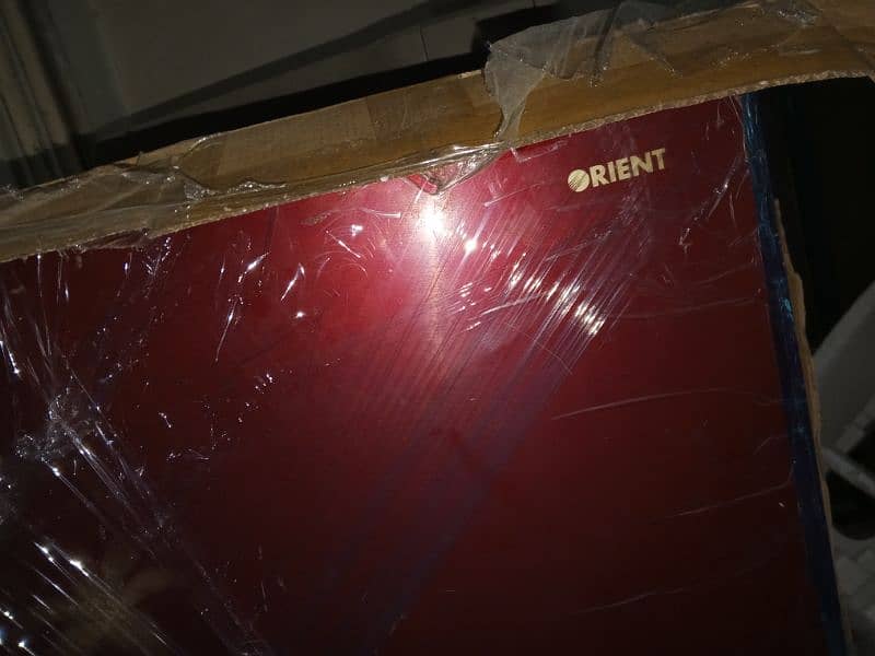 ORIENT LARGE SIZE FRIDGE RED COLOR FOR SALE NOT USED FRESH CONDITION 8